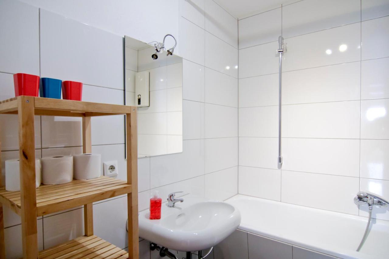 Apartmondo Ferienwohnungen Solingen Buitenkant foto